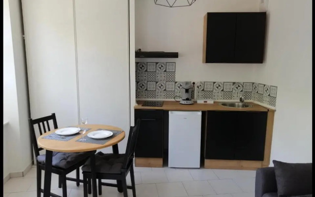 T2 B and Wood "Cottage de Moissac" - фото 3