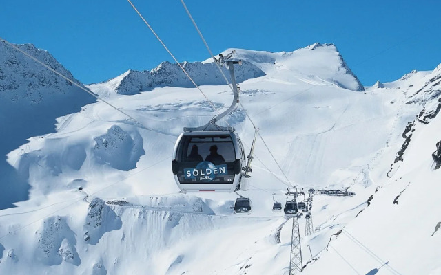 Quaint Apartment in Umhausen near Ski Area