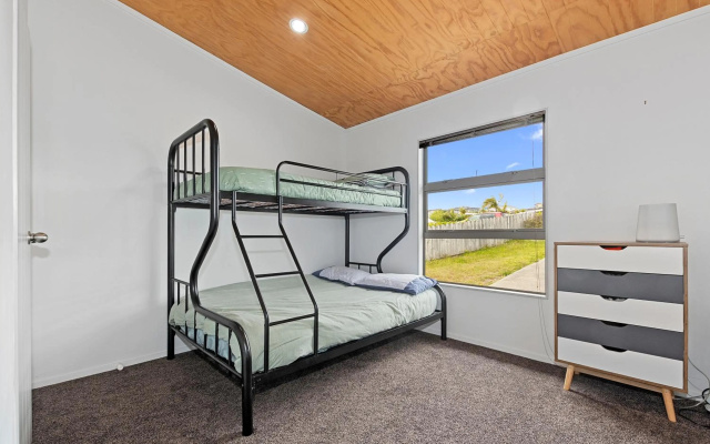 Blue Crush Villa - Mangawhai Heads Holiday Home – Guest Rooms – Mangawhai Heads