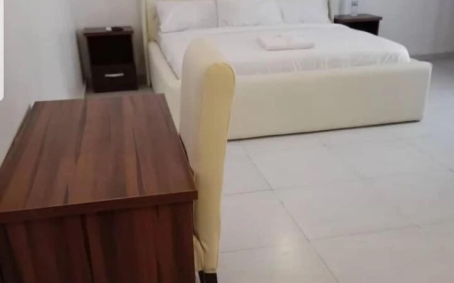 The Paradise Beach Resort and Apartment