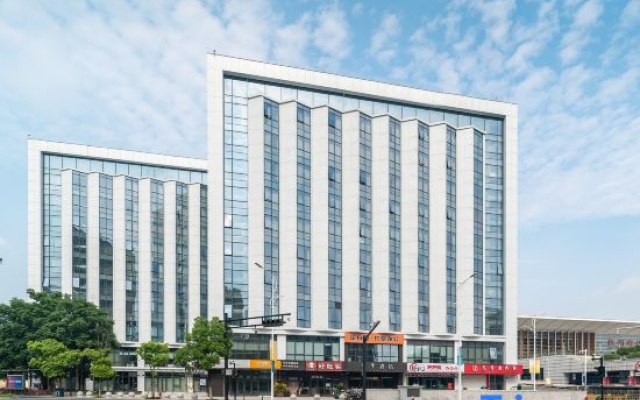 i Electronic Sports Hotel (Hangzhou Xiaoshan Railway South Station Subway Station) – Outside – Hangzhou