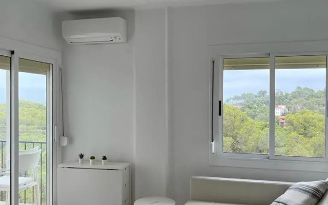 Precioso apartamento con piscina.