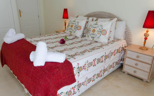 EL CORAL APARTMENT - First Beach Line