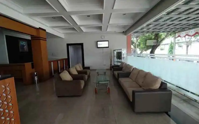 Hotel Prasasti Pacitan