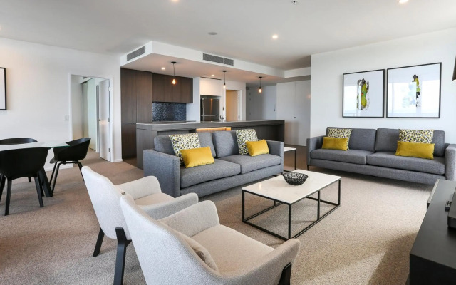 Qube Broadbeach