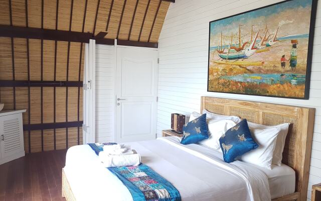 Meno Mojo Beach Resort