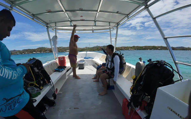Hotel and Dive Center Roatan Yacht Club