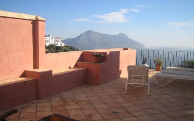 Gaucin Apt Private Heated Pool