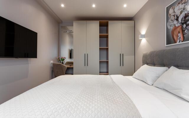 Krasroom on Dubrovinsky street 54