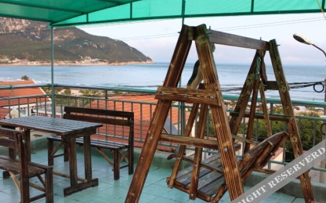 Tinghailou Seaview Inn