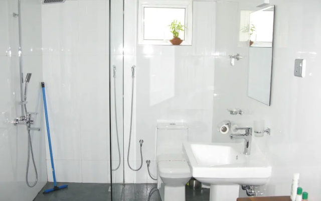Anuhas Airport Villas