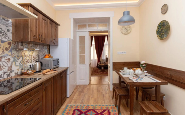 Lviv Suites at Pidmurna st. 20