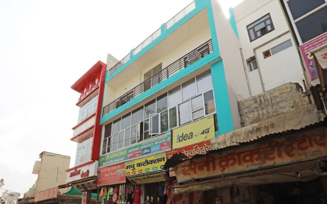 Star Guest House By OYO Rooms