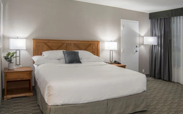 Clarion Inn & Conference Center