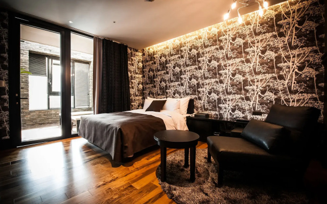 SR Hotel Sadang