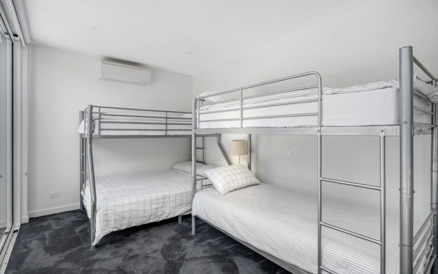 Pole House Beach Retreat Ocean Views