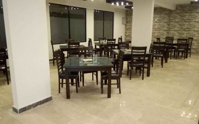 Zifan Hotel & Suites