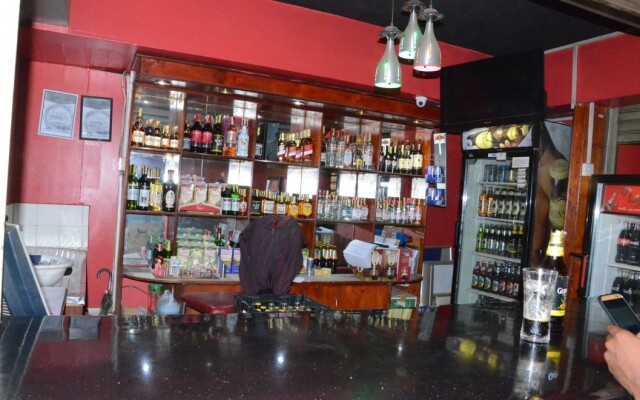 Nyam Hotel