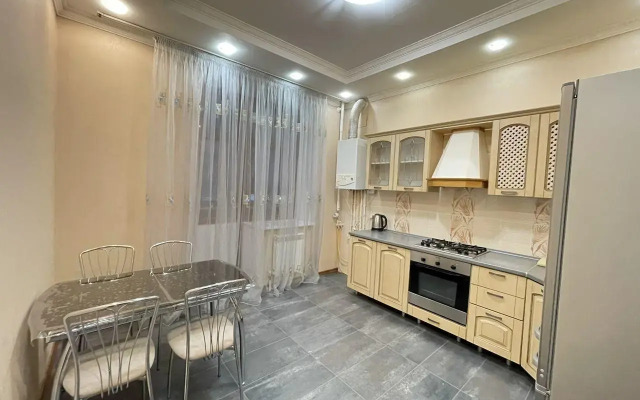 Apartments on Suleymanova street 5
