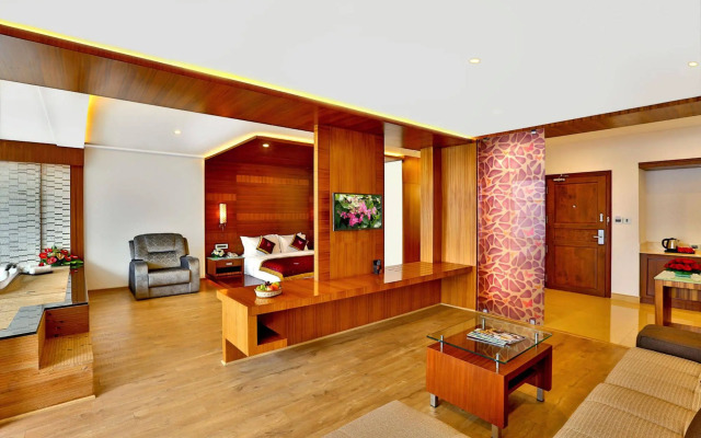 Plum Judy - The Leisure Hotel