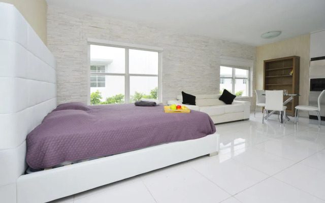 Lincoln Road Apartments