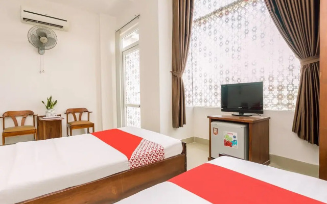 Thien Phuoc Hotel by OYO Rooms