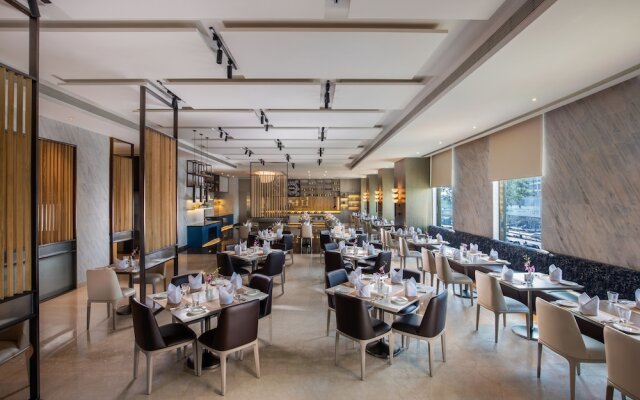 Royal Hometel Suites Dahisar Mumbai