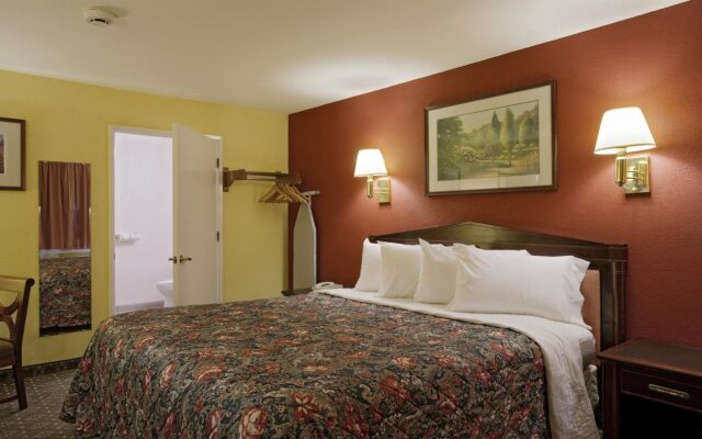 Americas Best Value Inn  Suites Wine Country