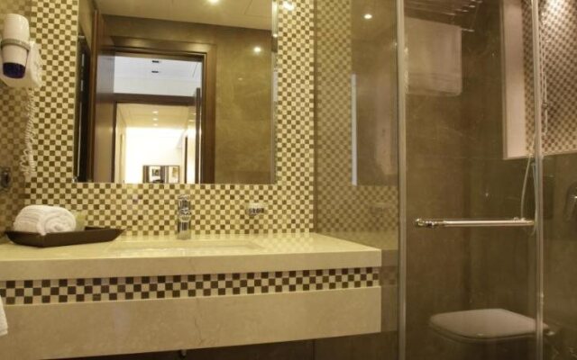 Lancaster Suites Raouche
