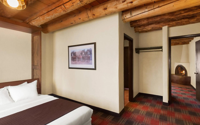Sagebrush Inn & Suites