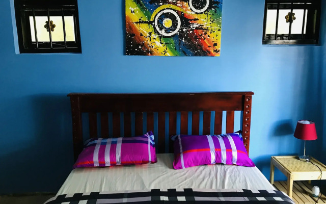 Warren's Cozy Place