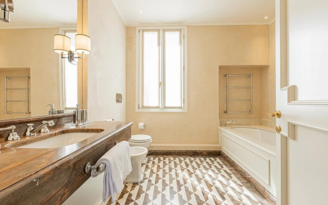 L Opera Divina in Venecia