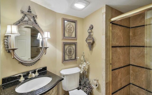 Maison Par Leau by RedAwning