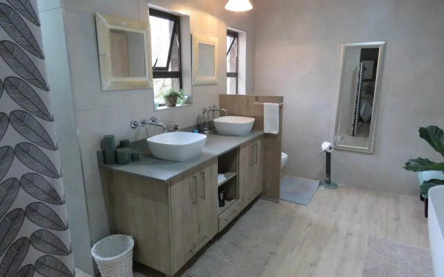 Nightjar Guest Lodge