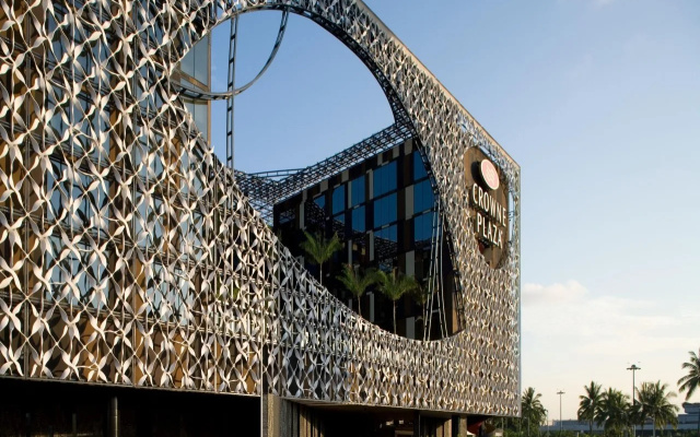 Crowne Plaza Changi Airport by IHG