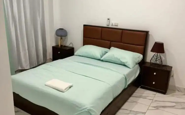 Everluxe Residence