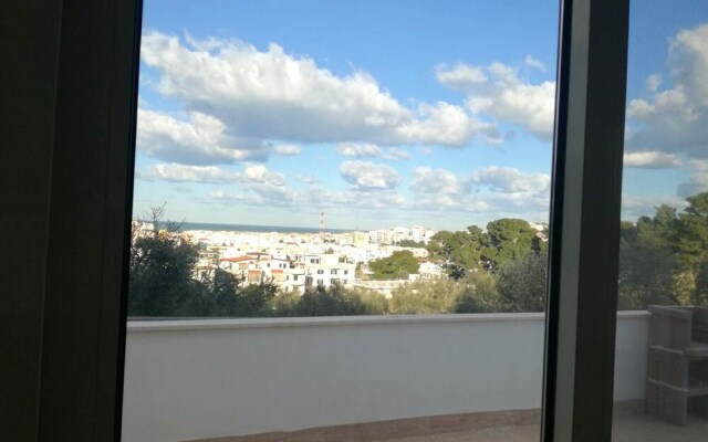 Apartment With one Bedroom in Vieste, With Furnished Terrace