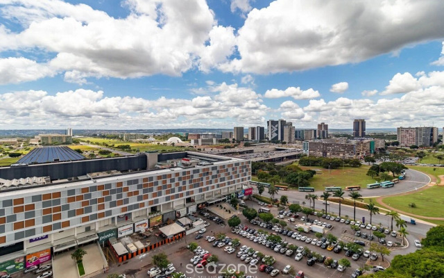 Studio em cond. c/ Academia, Asa Norte SMZ407