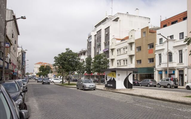 Tear Center Apartments