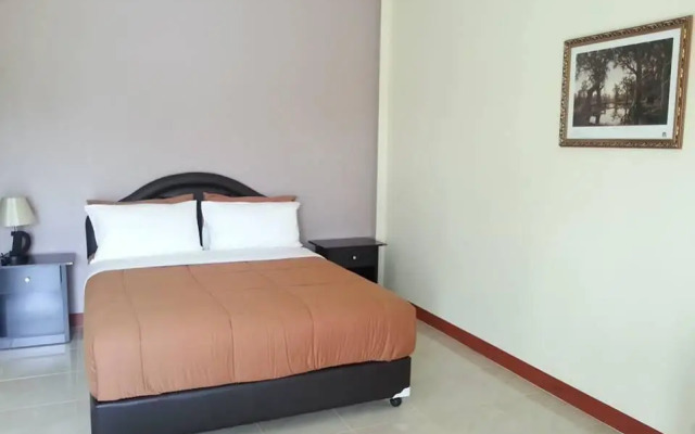 Palm Lodge Resort
