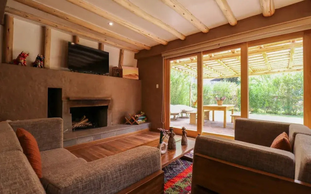 w Majestic 3BR House in Villa Sagrado