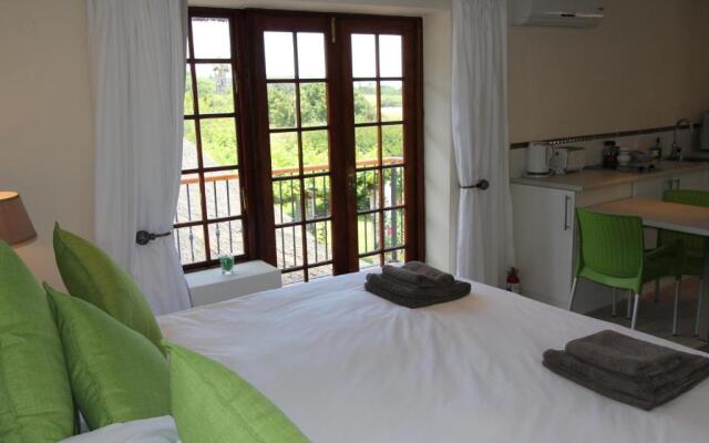 Acara Guest Cottages