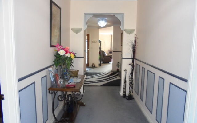 Goulds Country Guest House