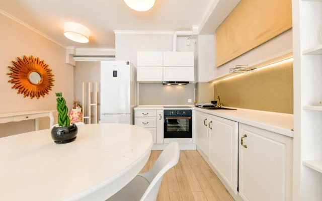 Stylish Ground Floor Apartment