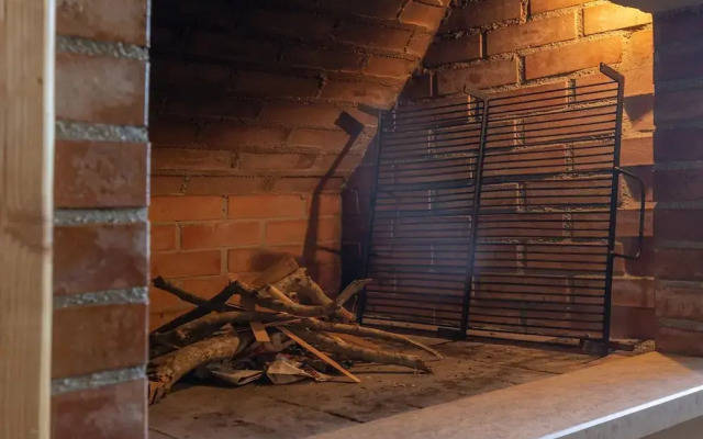 Sunny Escape Holiday Home Dicmo With Pool and Gym