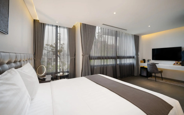 LEGEND Boutique Hotel
