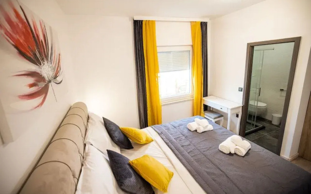 Villa Anđelina with pool - Zadar