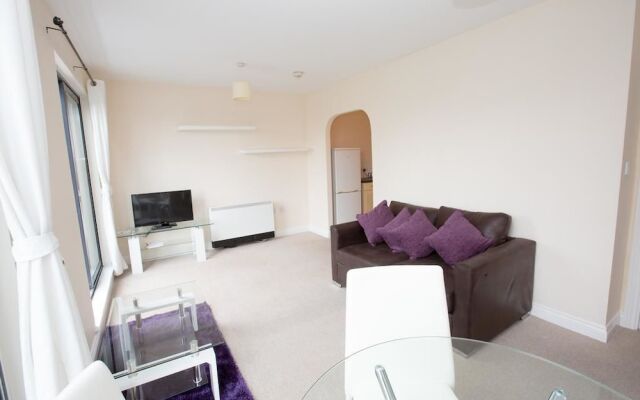White Star Apartments