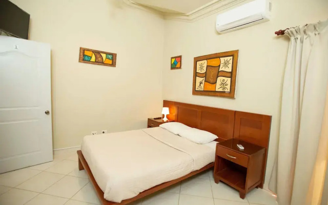 Private 6 Bedroom Villa Great for Parties