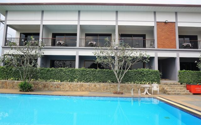 Torfhun Pantang Country Resort